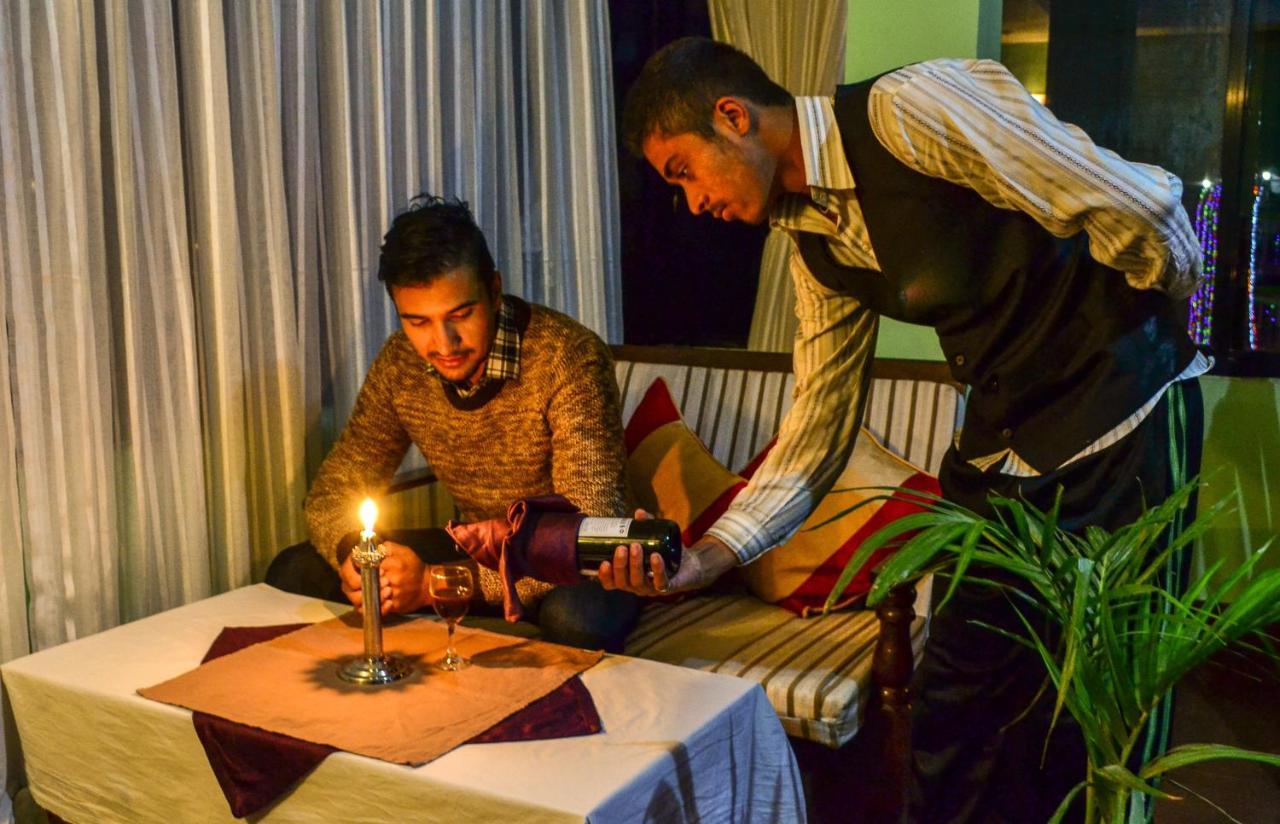 Mount Everest Hotel & Resort Nagarkot Zewnętrze zdjęcie