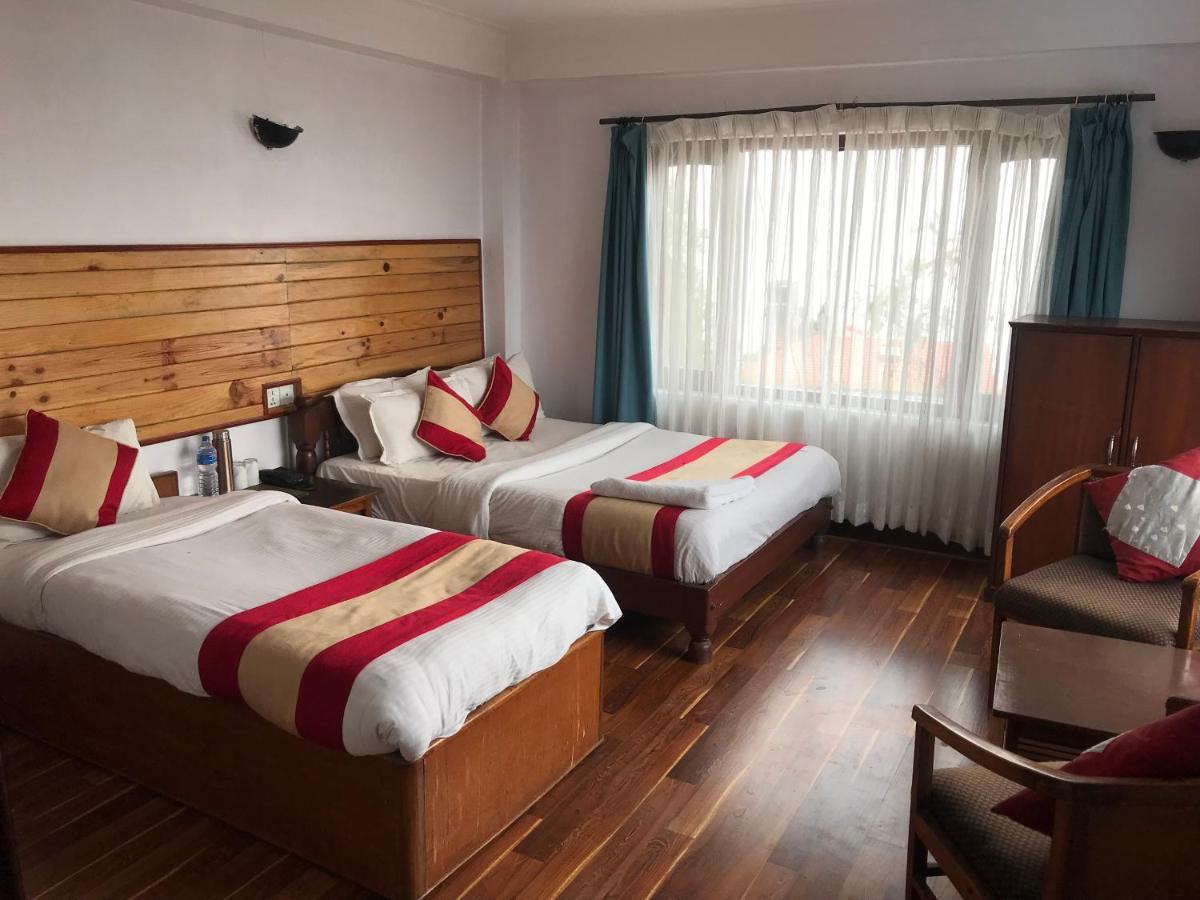 Mount Everest Hotel & Resort Nagarkot Zewnętrze zdjęcie