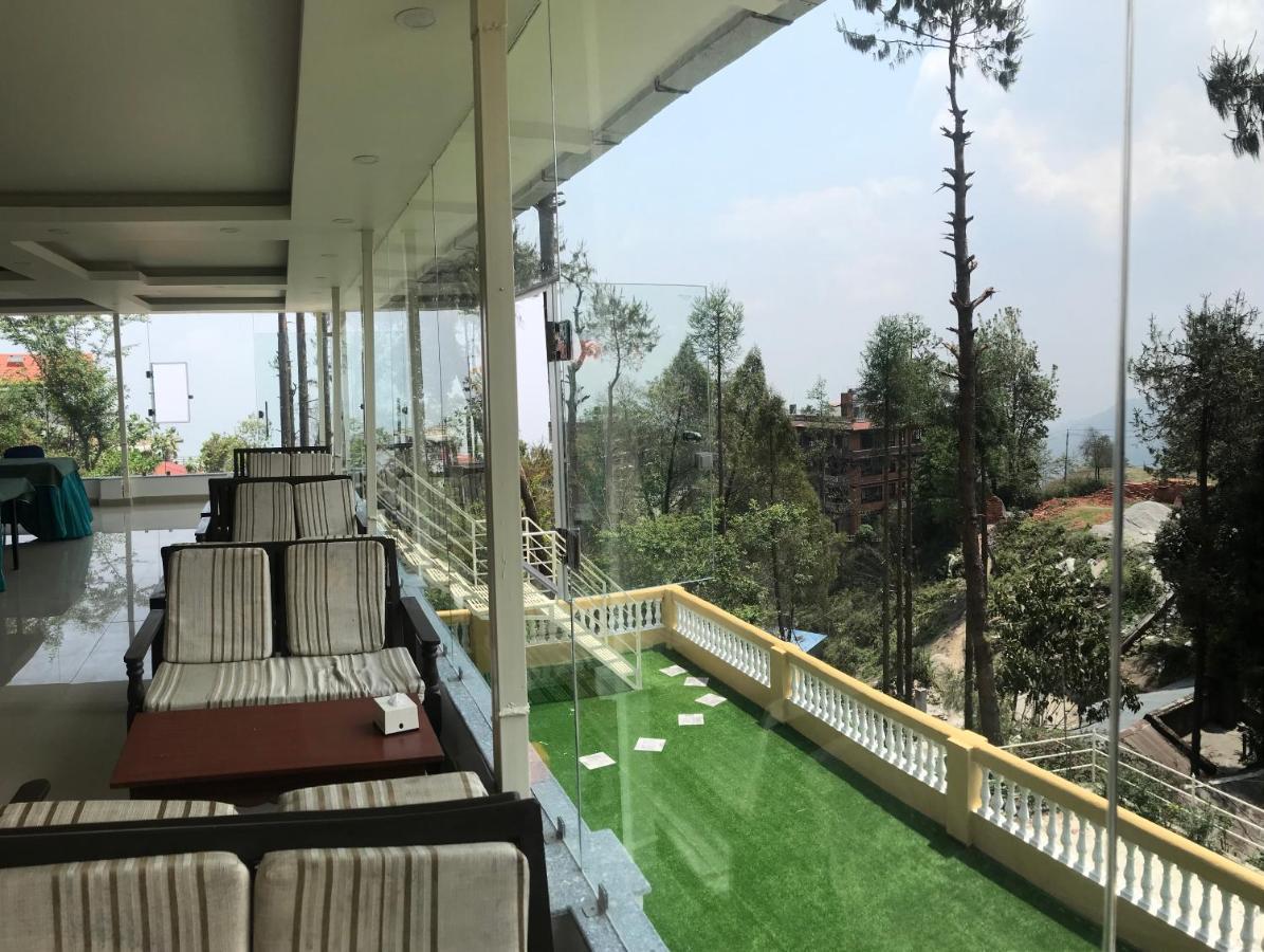 Mount Everest Hotel & Resort Nagarkot Zewnętrze zdjęcie