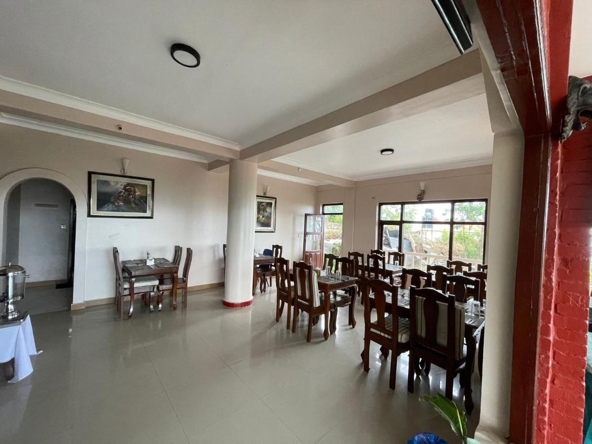 Mount Everest Hotel & Resort Nagarkot Zewnętrze zdjęcie