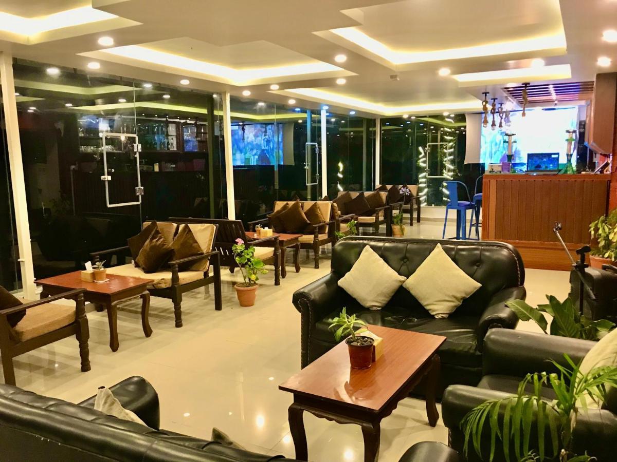 Mount Everest Hotel & Resort Nagarkot Zewnętrze zdjęcie