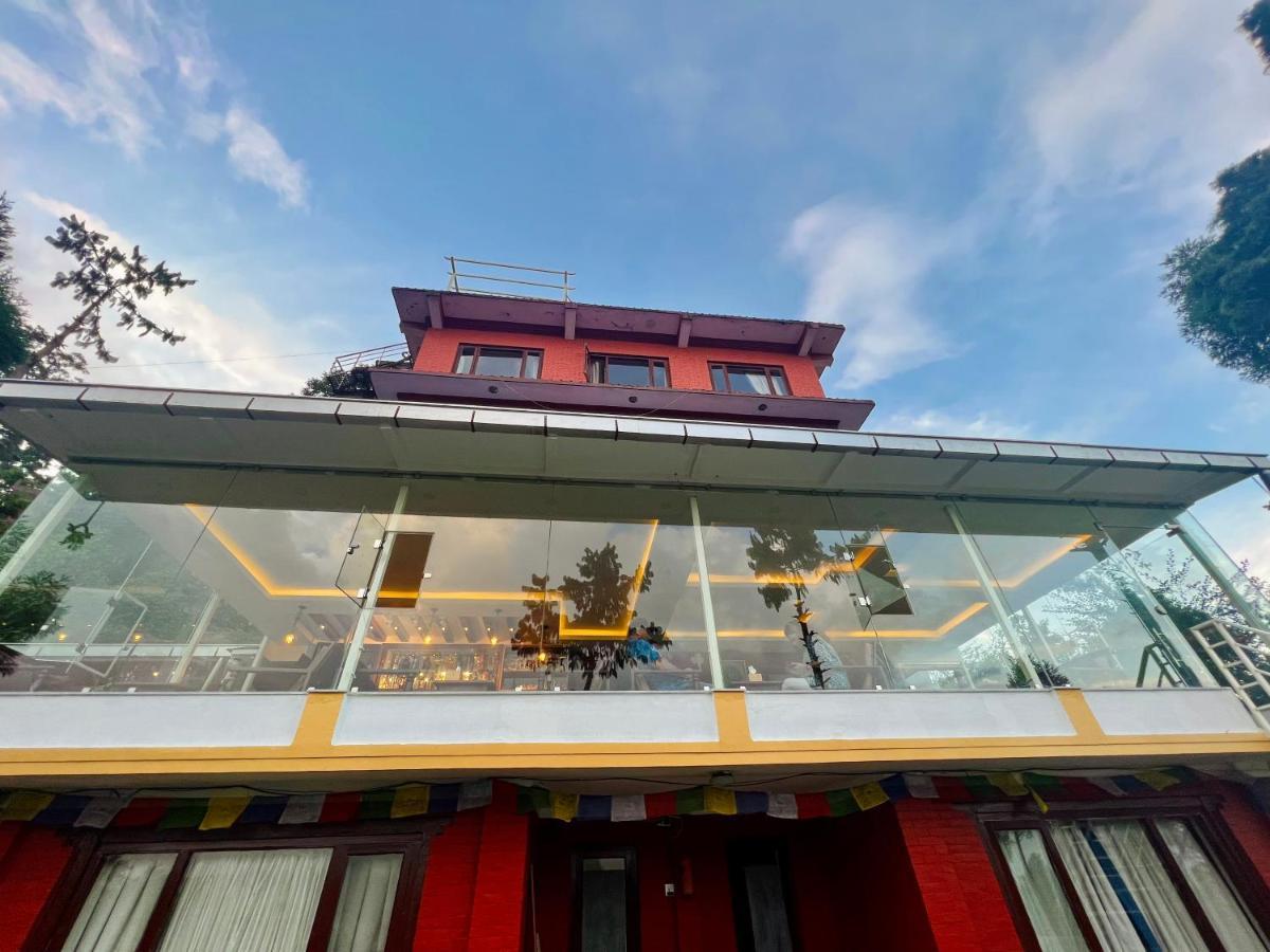 Mount Everest Hotel & Resort Nagarkot Zewnętrze zdjęcie