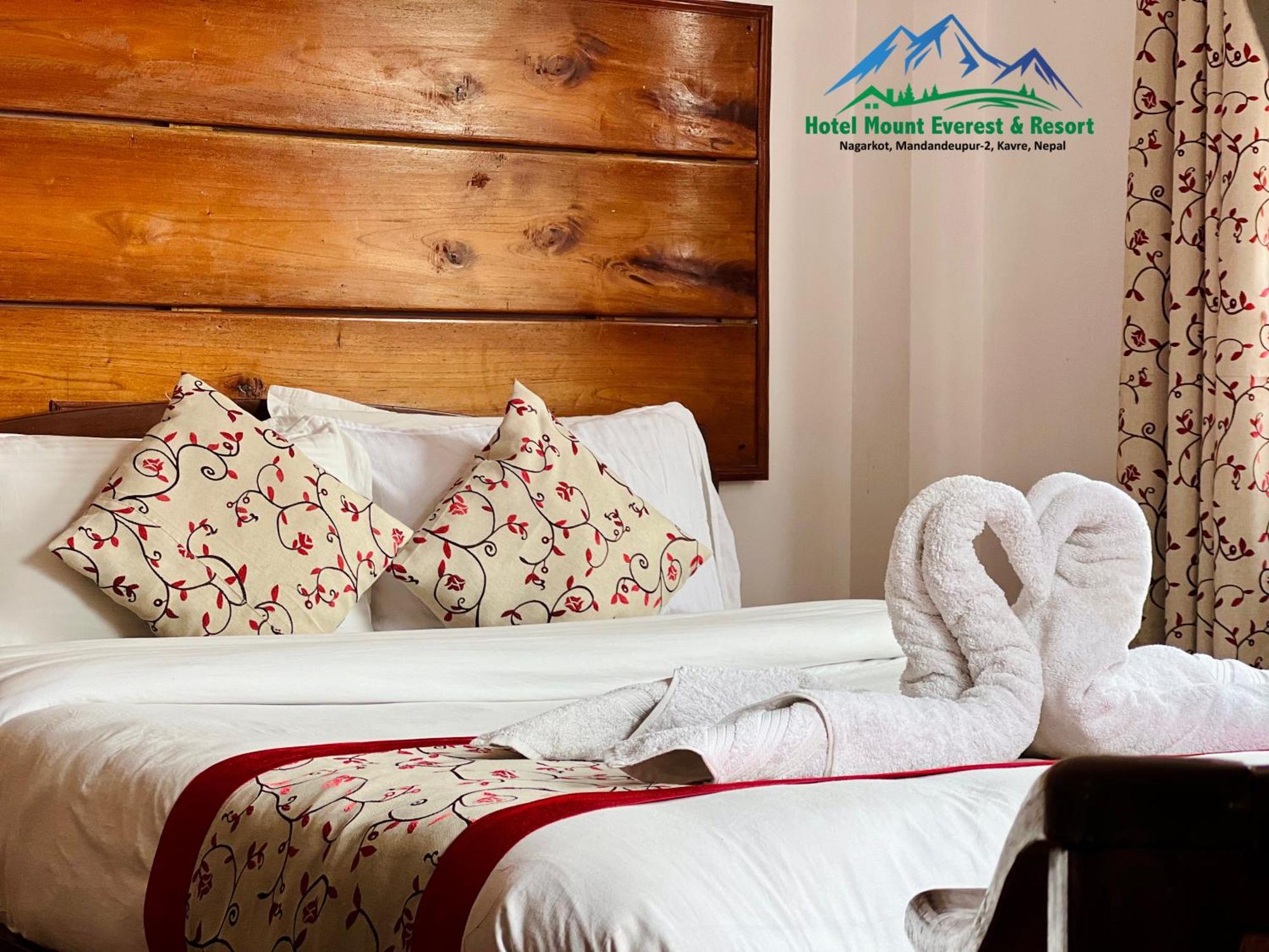 Mount Everest Hotel & Resort Nagarkot Zewnętrze zdjęcie