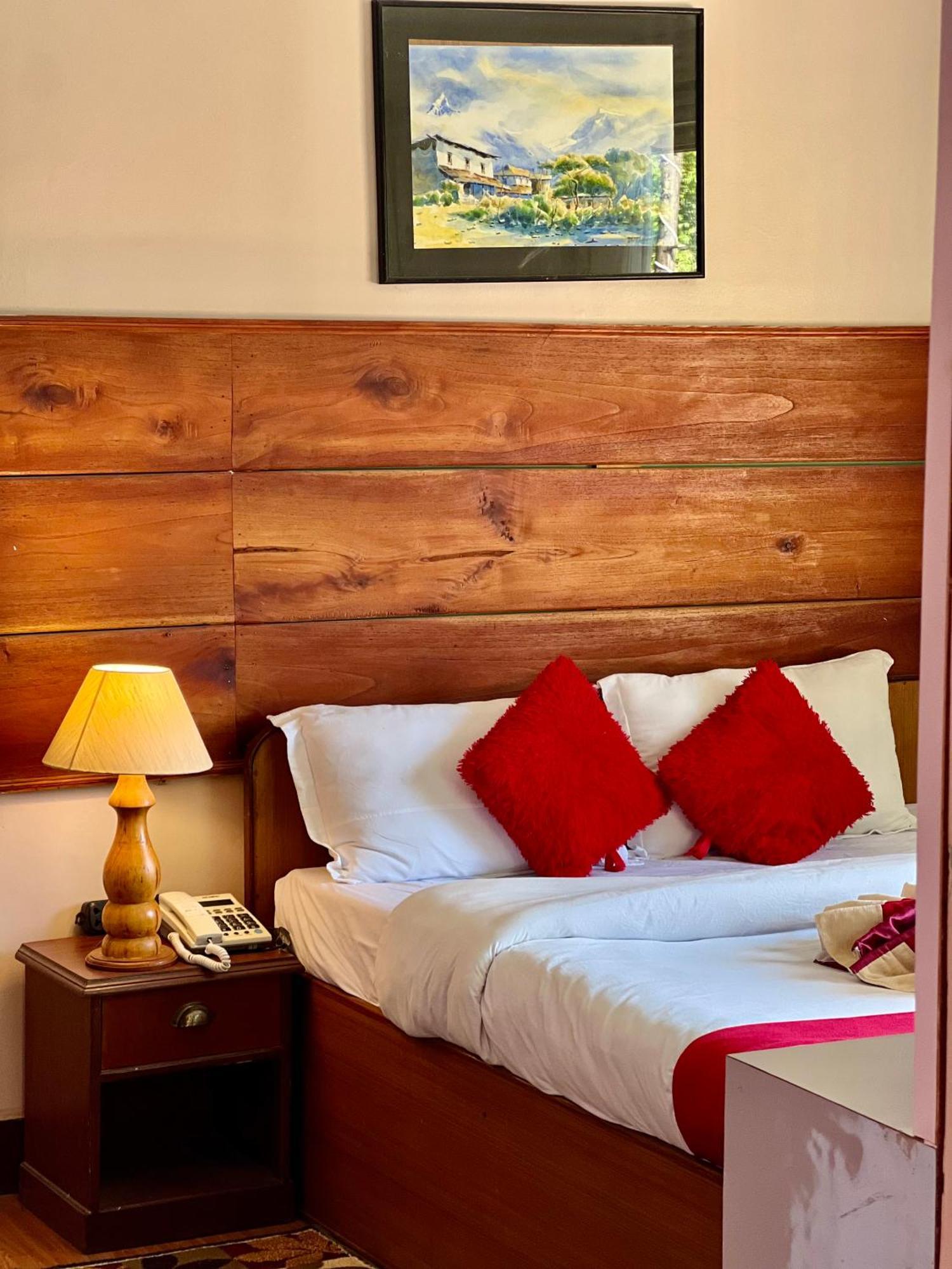Mount Everest Hotel & Resort Nagarkot Zewnętrze zdjęcie
