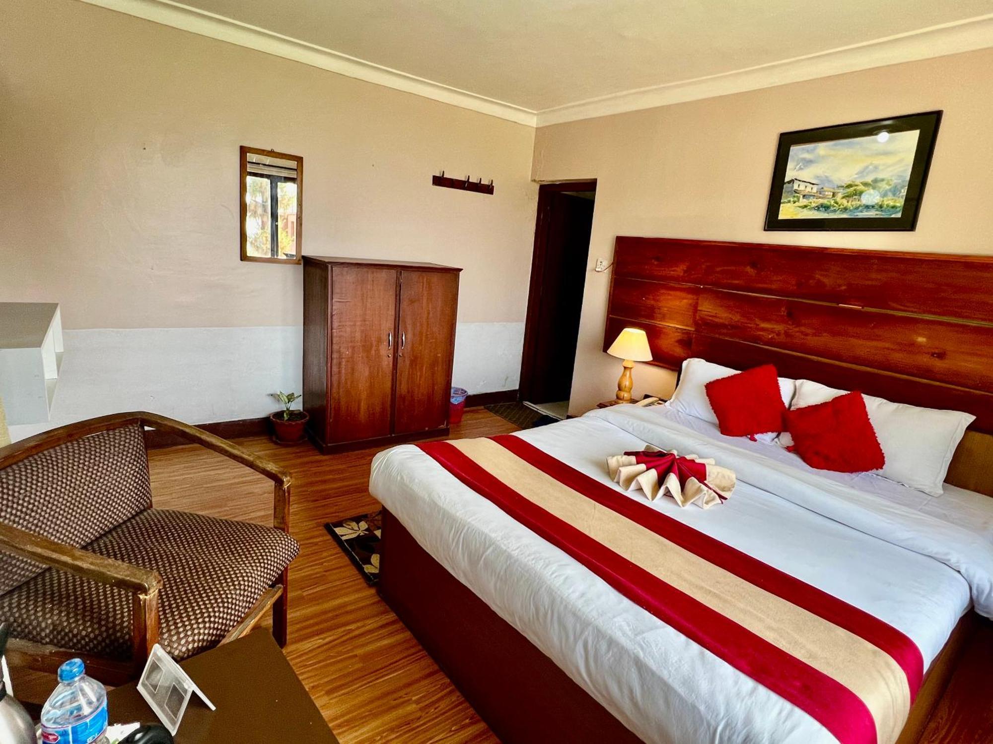 Mount Everest Hotel & Resort Nagarkot Zewnętrze zdjęcie